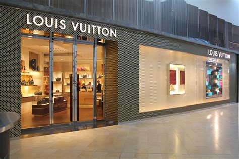 louis vuitton customer service toronto holt renfrew yorkdale|holt yorkdale renfrew toronto.